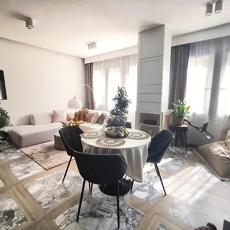 La Cinema Homestay
